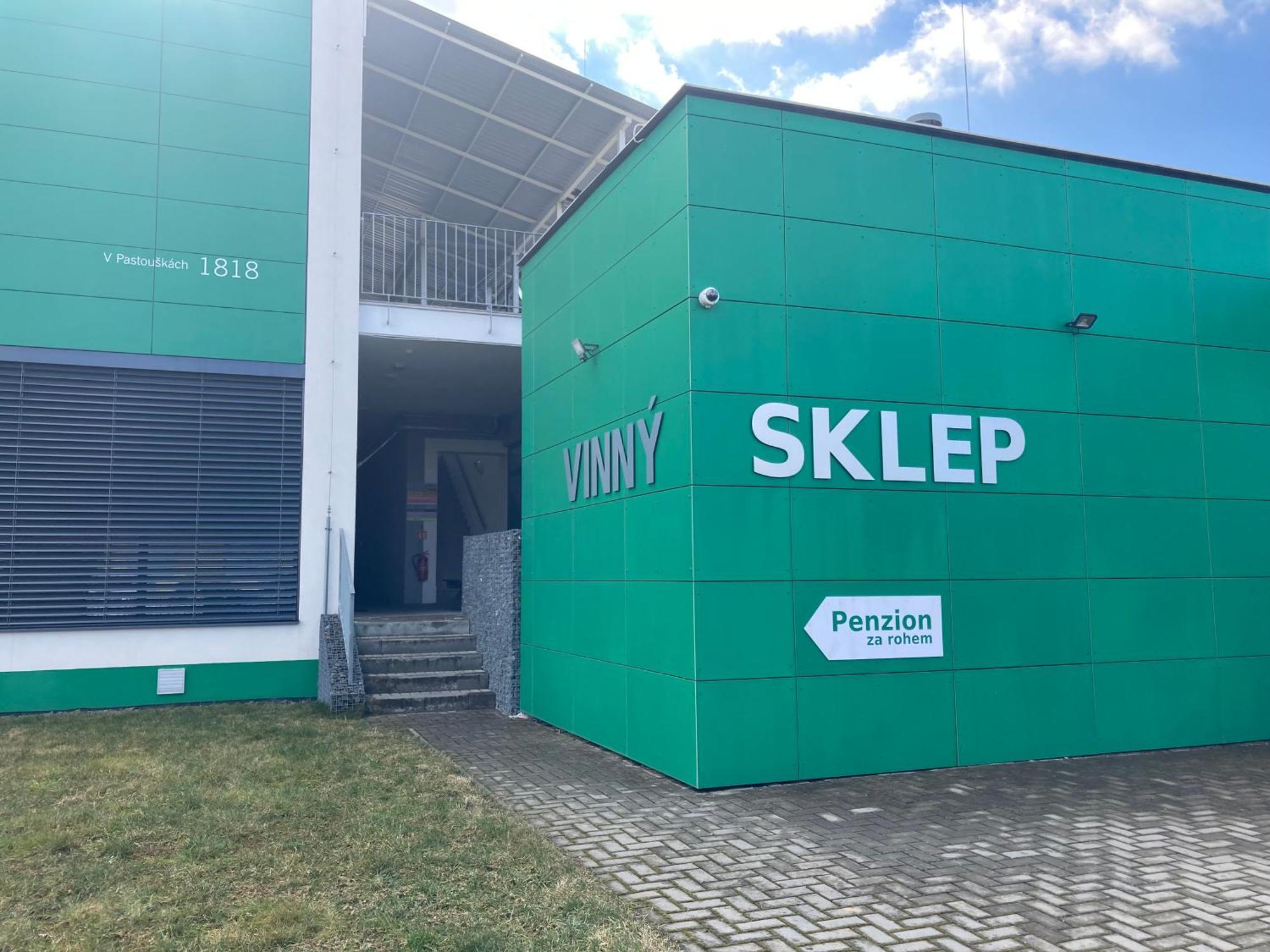 New Pension At Rotor Brewery Kunovice Buitenkant foto